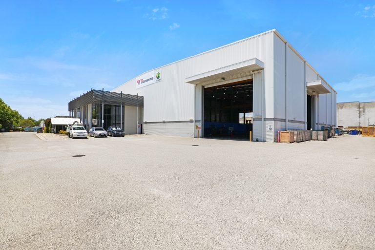 70-76 Catalano Circuit, CANNING VALE  WA  6155